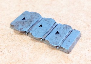 Vintage 3 leaf rifle sight in-the-white