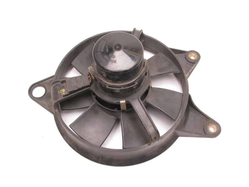 Ventilador de refrigeración del radiador BMW K75 1991 Bosch K1 K100 K100RS y K1100 K1100LT Foto 2 de 4
