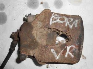 Bremssattelhalter Bremszange VW Bora vorn rechts