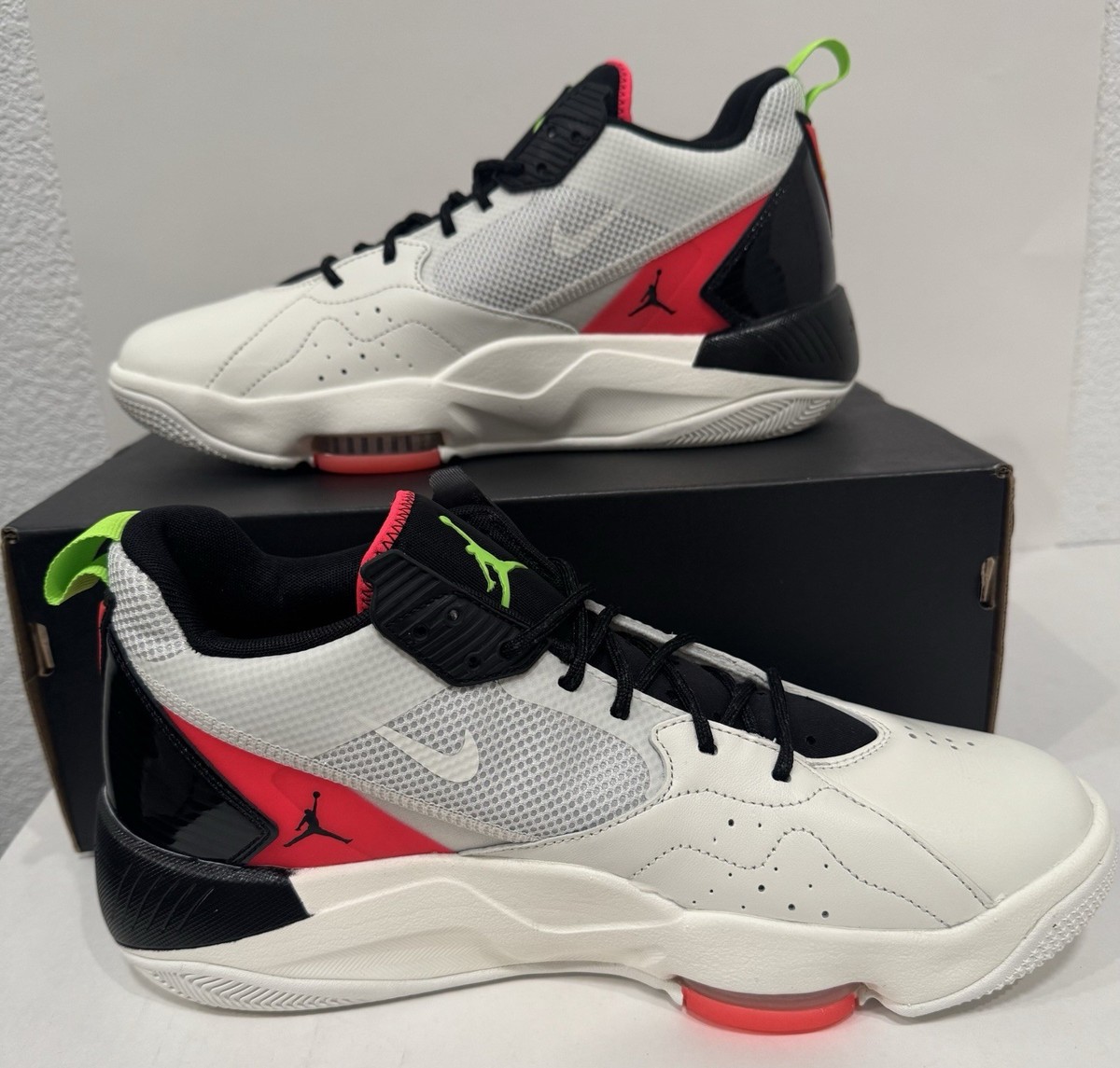 NIKE JORDAN ZOOM '92 SAIL BLACK-FLASH CRIMSON SIZE MEN'S