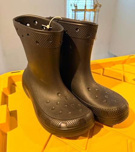 Crocs Men’s US 12 Black Ankle Pull-On Rubber Waterproof Rain Boots