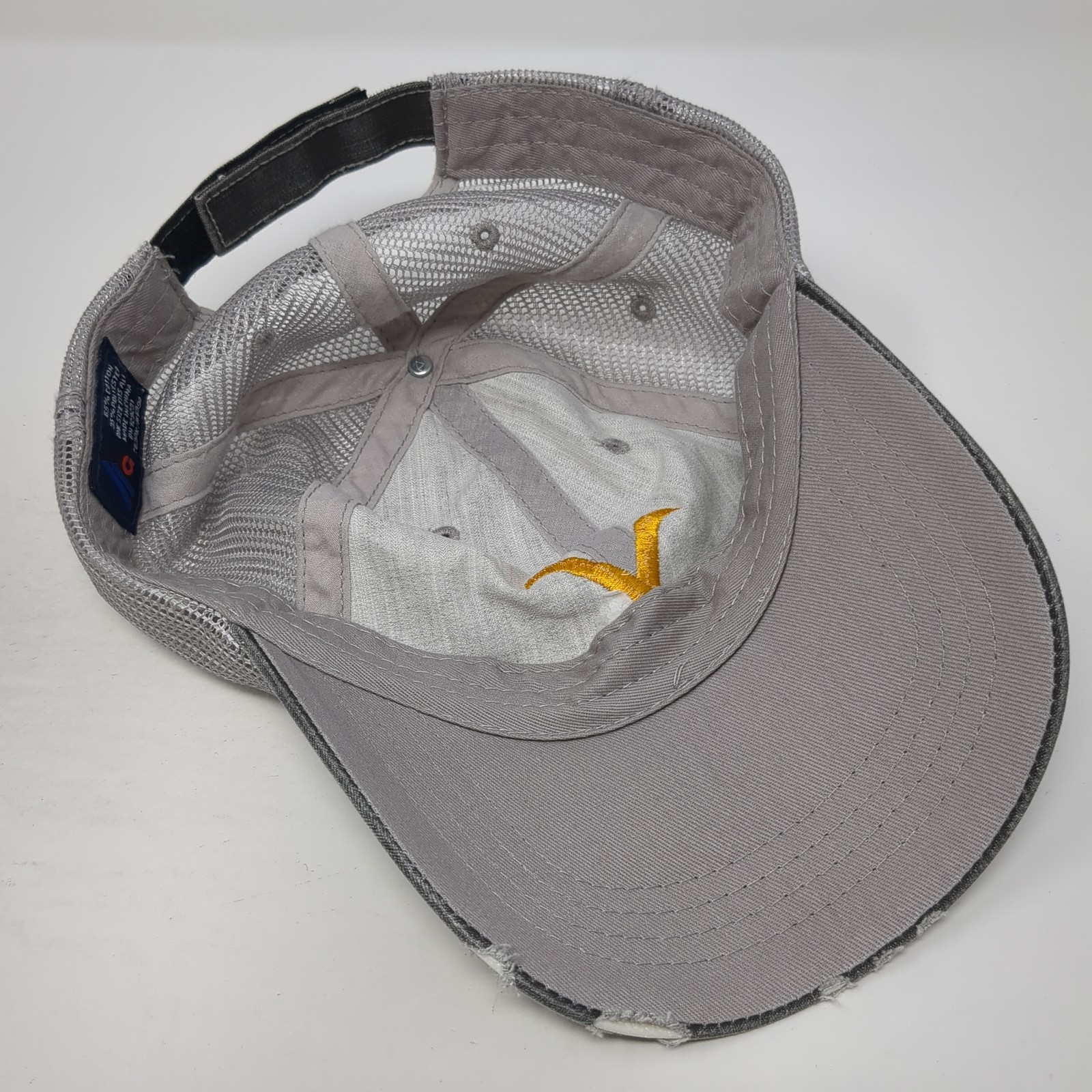 Yellowstone Dutton Strapback Trucker Hat Gray One… - image 7