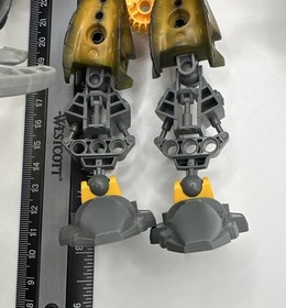 LEGO BIONICLE 8918 Karapar 2007  Vintage No Squids Or Manual Carapar