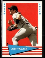 1999 Fleer Tradition #33 Larry Walker Vintage '61 Baseball Card 3801E