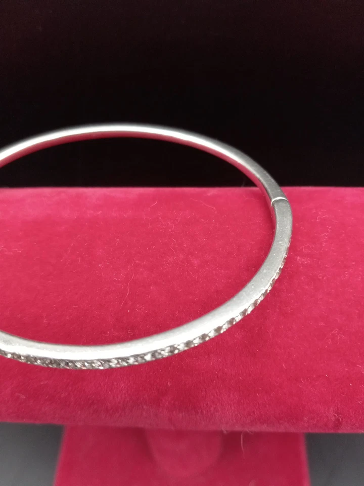 925 Sterling Silver Hinged Oval Bangle Bracelet W/Cubic Zirconias - Image 3 of 4