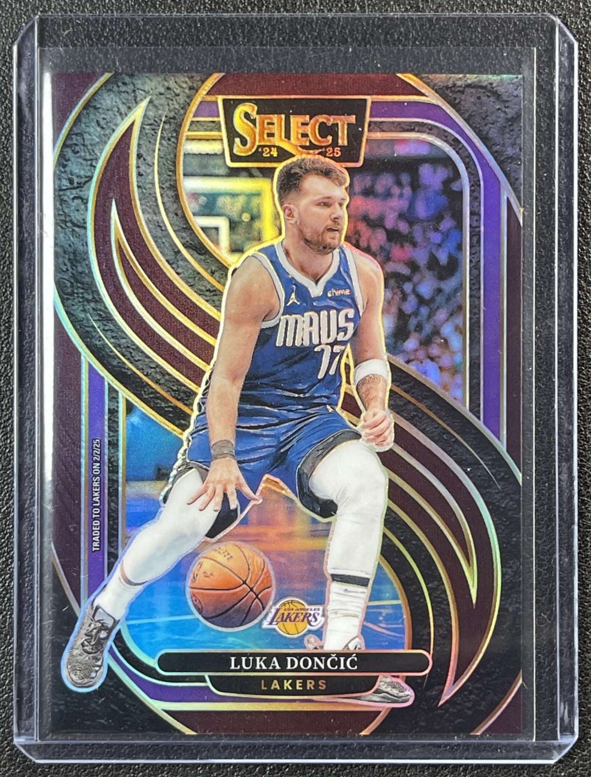 LUKA DONCIC 2024-25 PANINI SELECT #141 PREMIER MAROON PRIZM 94/175 LAKERS