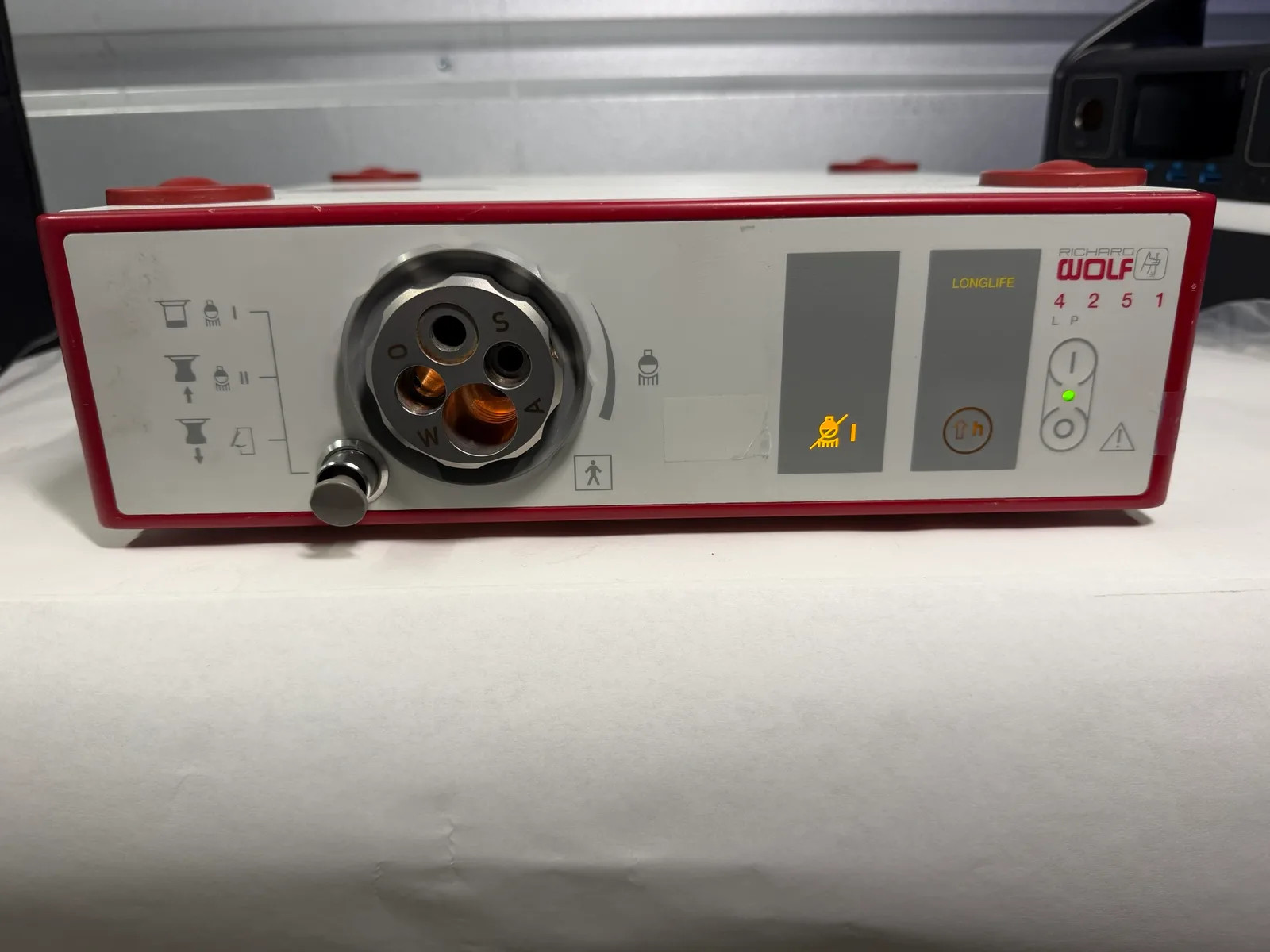 Richard Wolf 4251 LP Endoscope Light Source 4251.107 120V