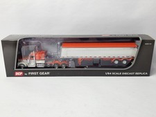 DCP KENWORTH W900A SLEEPER W/ LOAD KING TRI-AXLE TRAILER IN BOX NICE LOT 58