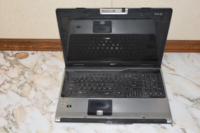 DEAD JUNK Acer Aspire 9300-5620 MS2195 17.1