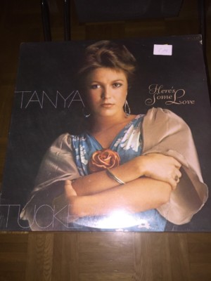 Tanya Tucker LP Here s Some Love C16