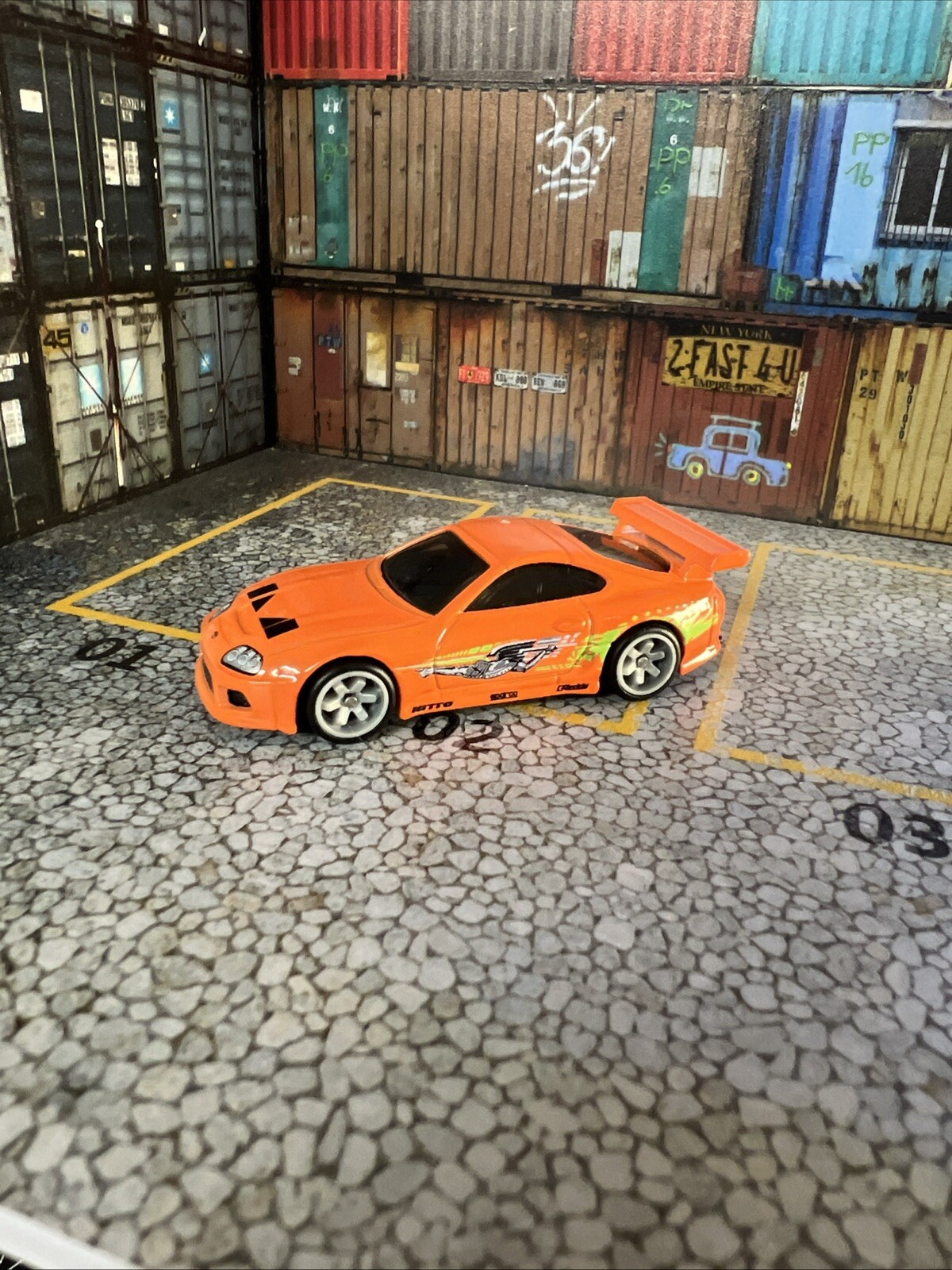 Hot Wheels FAST AND FURIOUS PREMIUM DIORAMA -SUPRA REAL RIDERS LOOSE MINT ORANGE