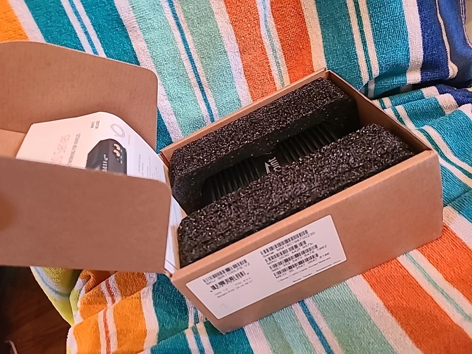 NEW Cradlepoint IBR1100 Rugged Enterprise 3G/4G LTE Router Verizon IBR1100LPE-VZ - Image 3 of 3