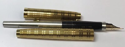 Parker 585 14k F NIB Fountain Pen Made In France PP N Black & Gold