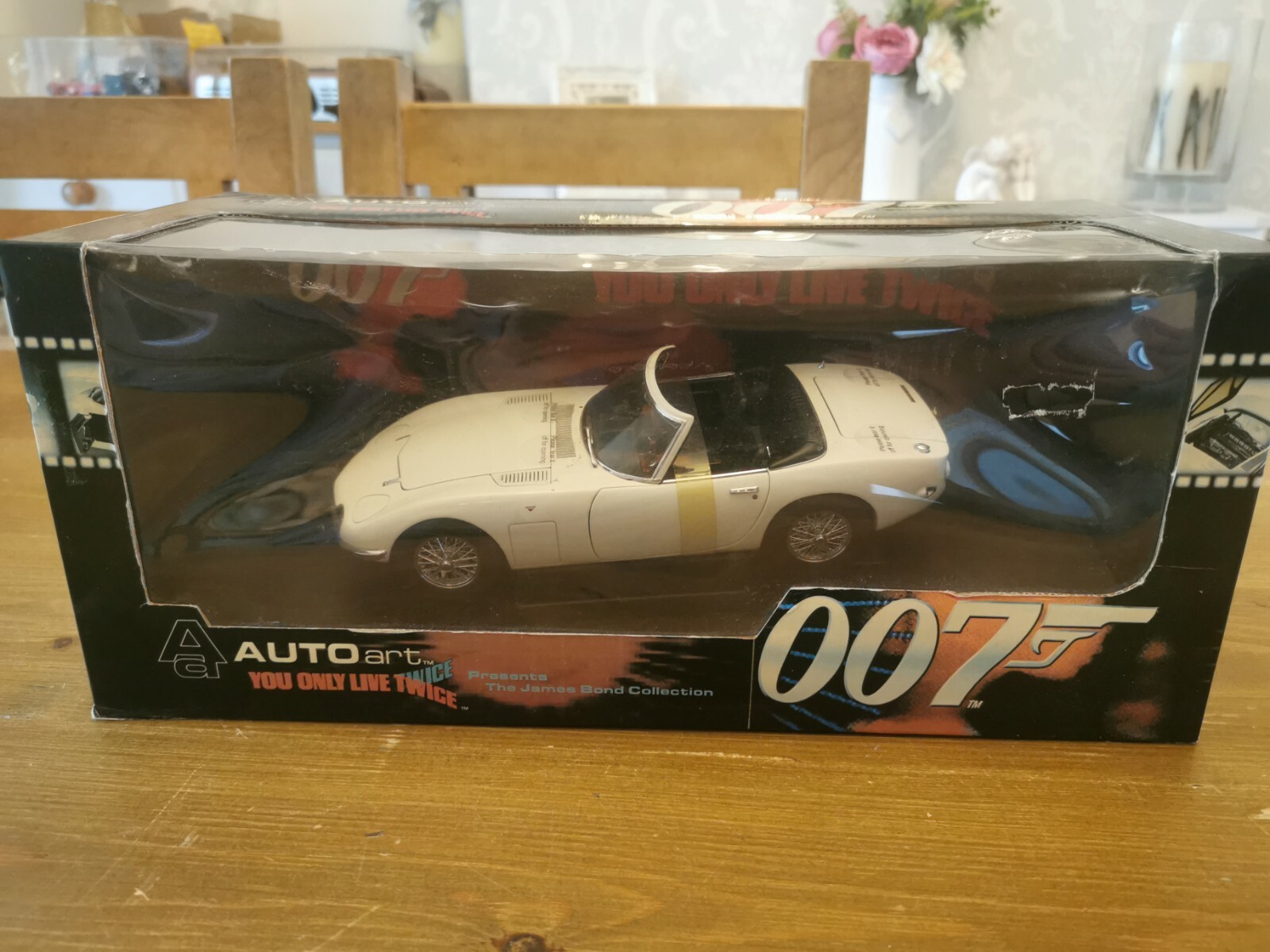 autoart toyota 2000gt