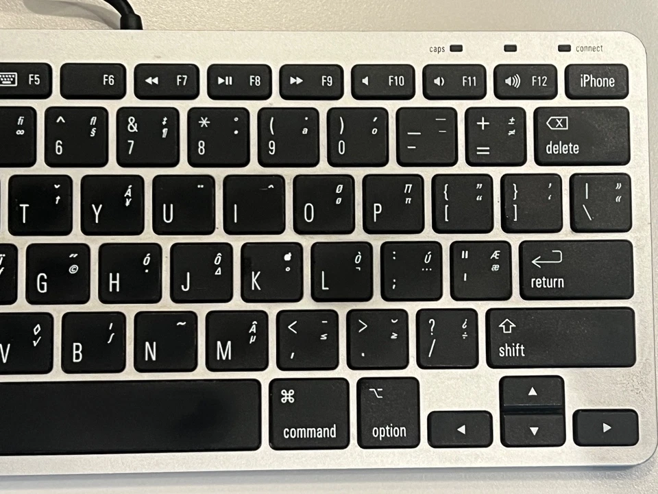 Matias Slim One Keyboard for iPhone & Mac - FK311MIN - Image 3 of 4