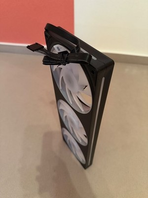 NZXT F Series F360 RGB Core Single-Frame Fan Unit, Matte Black, schwarz, 360mm