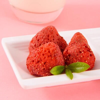 Strawberry Crisp Whole Strawberry Freeze-dried Strawberry Fruit Crisp Snacks