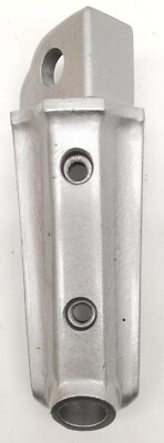 にゃは NEW OEM Kawasaki 84-87 ZX1000 ZX900 ZX600 Ninja Front Left Step