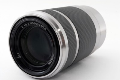 Sony E SEL55210 55-210 mm F/4.5-6.3 E OSS Silver [Exc+++] w/Hood