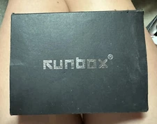 Runbox Wallet: Slim Black Wallet with Money Clip