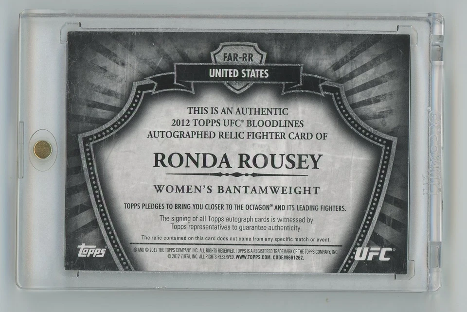 2012 TOPPS UFC BLOODLINES AUTOGRAPHED RONDA ROUSEY AUTO SWATCH /50 ROOKIE - Image 2 of 2