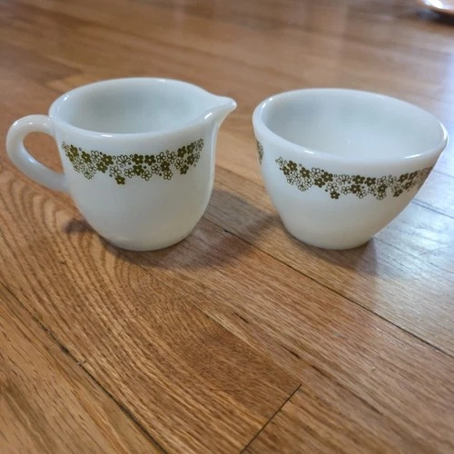 Vintage Corning Pyrex Crazy Daisy Spring Blossom Creamer & Sugar Bowl