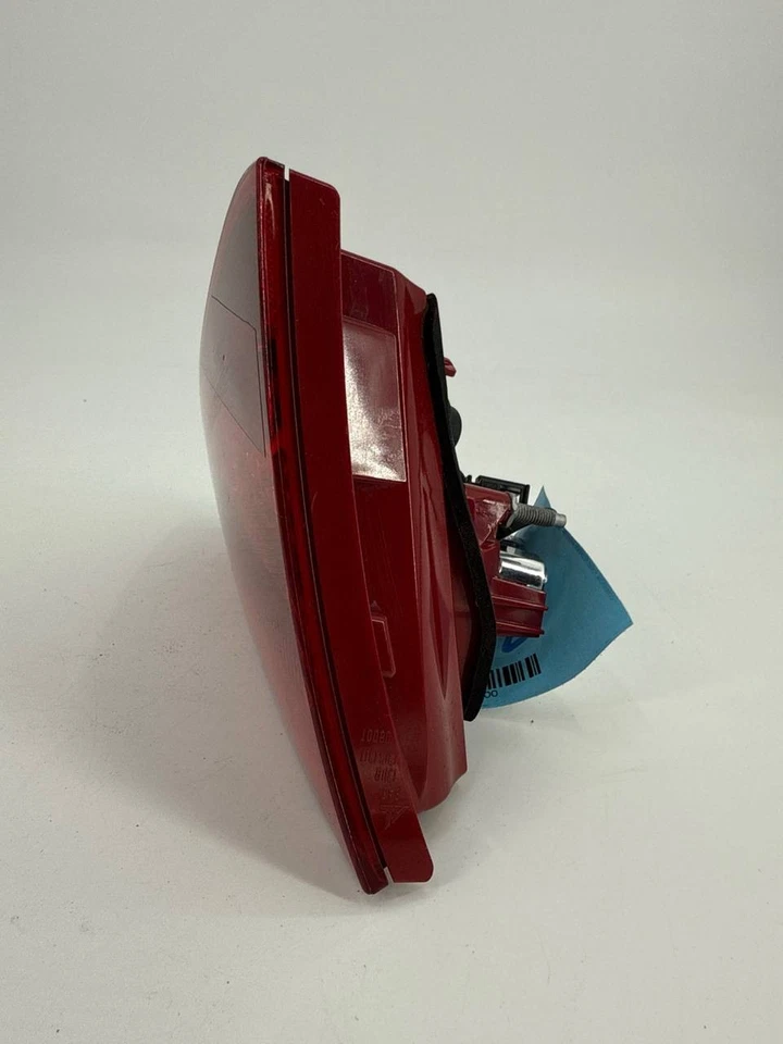 AUDI A5 2008-2012 OEM MALETERO LUZ TRASERA IZQUIERDA LADO DEL CONDUCTOR Foto 3 de 4