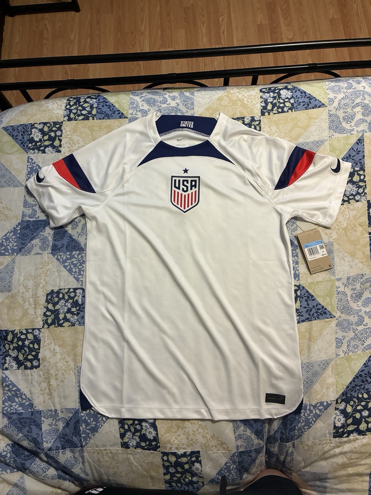 Nike Team USA Men's Size Medium USMNT Home White Soccer Jersey DN0706-100 NWT