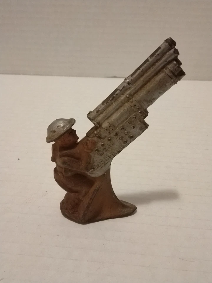 Vintage Rare Hubley Cast Iron WW1 Artillery Soldier  4 In  High             CA1 - Image 2 of 4