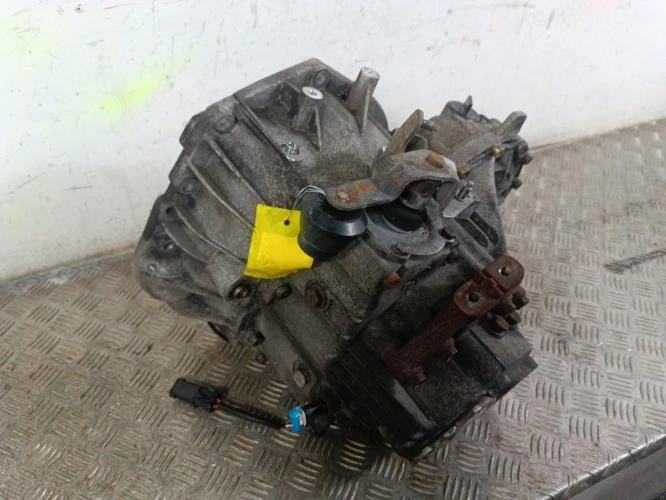 Boite de vitesses CHRYSLER PT CRUISER PHASE 1 BREAK 4668909AG - Photo 3/4