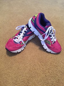 saucony mayhem womens