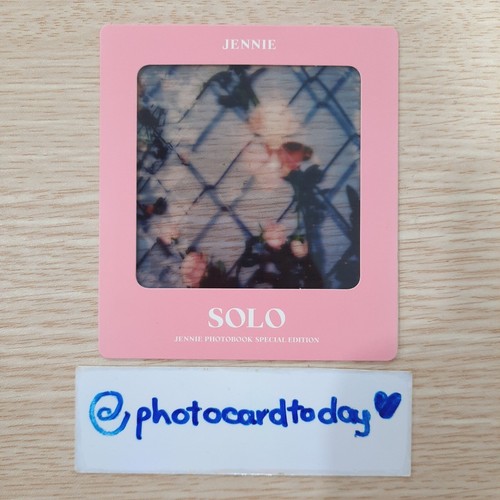 BLACKPINK JENNIE 1ST SINGLE ALBUM "SOLO" SPECIAL PHOTOBOOK OFFICIAL PHOTOCARD PC - Picture 28 of 55