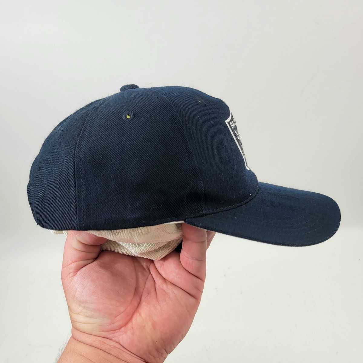 Vintage 90s Raiders sports specialties shield logo hat Super rare
