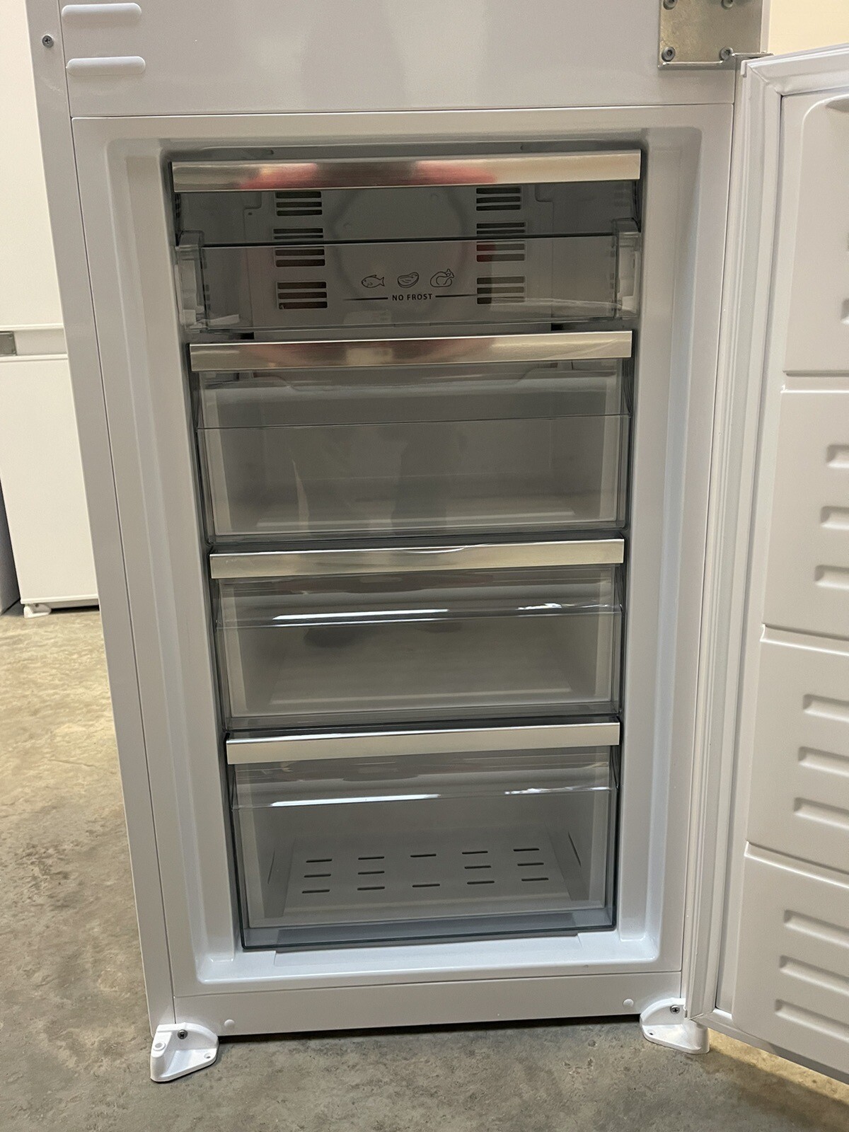 Kenwood Integrated Fridge Freezer 50/50 KIFF5022 eBay
