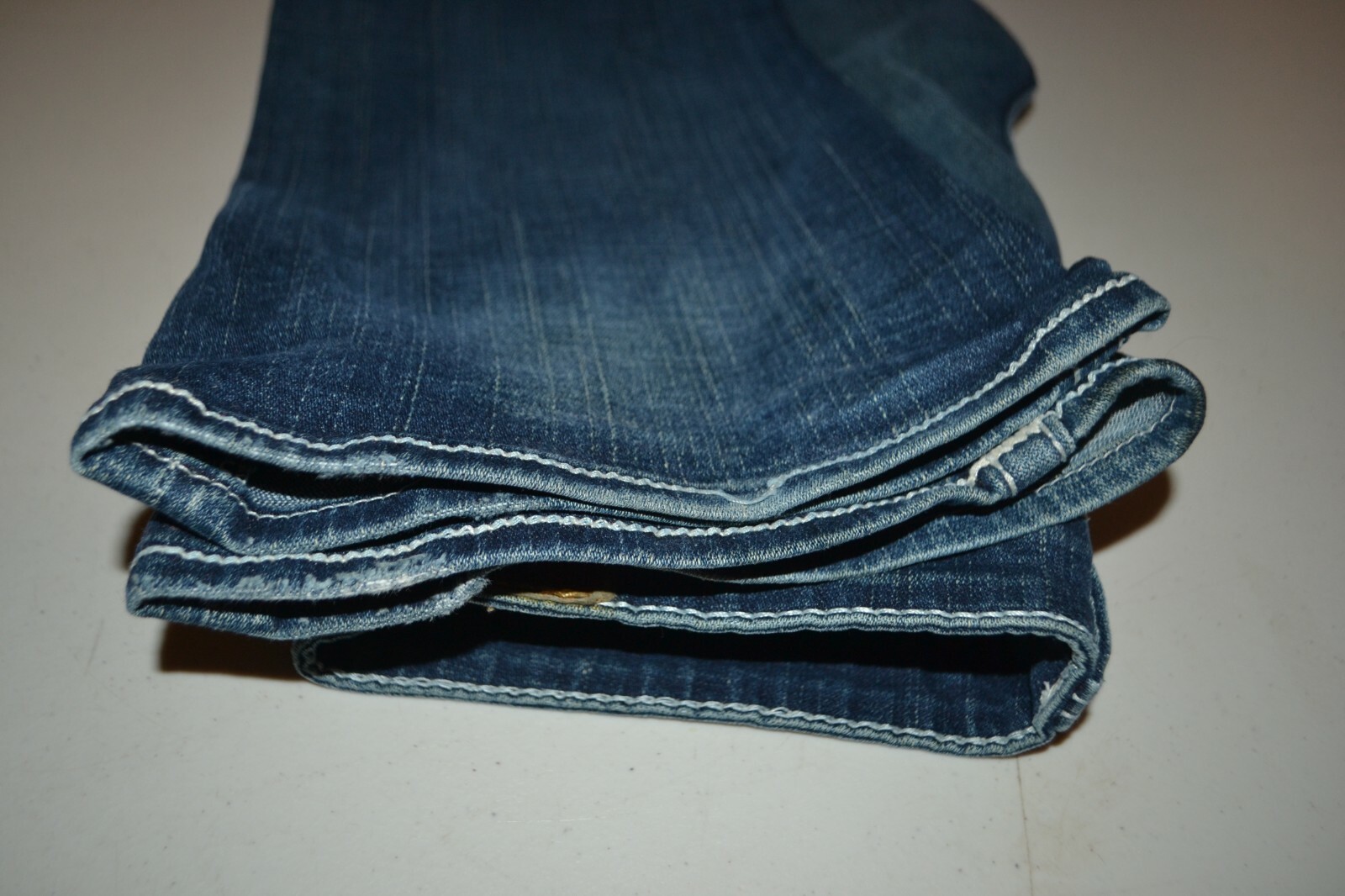 True Religion Women's Gina Big T Bootcut Logo U Pocket Blue Jeans Sz 29x34 thumbnail 12