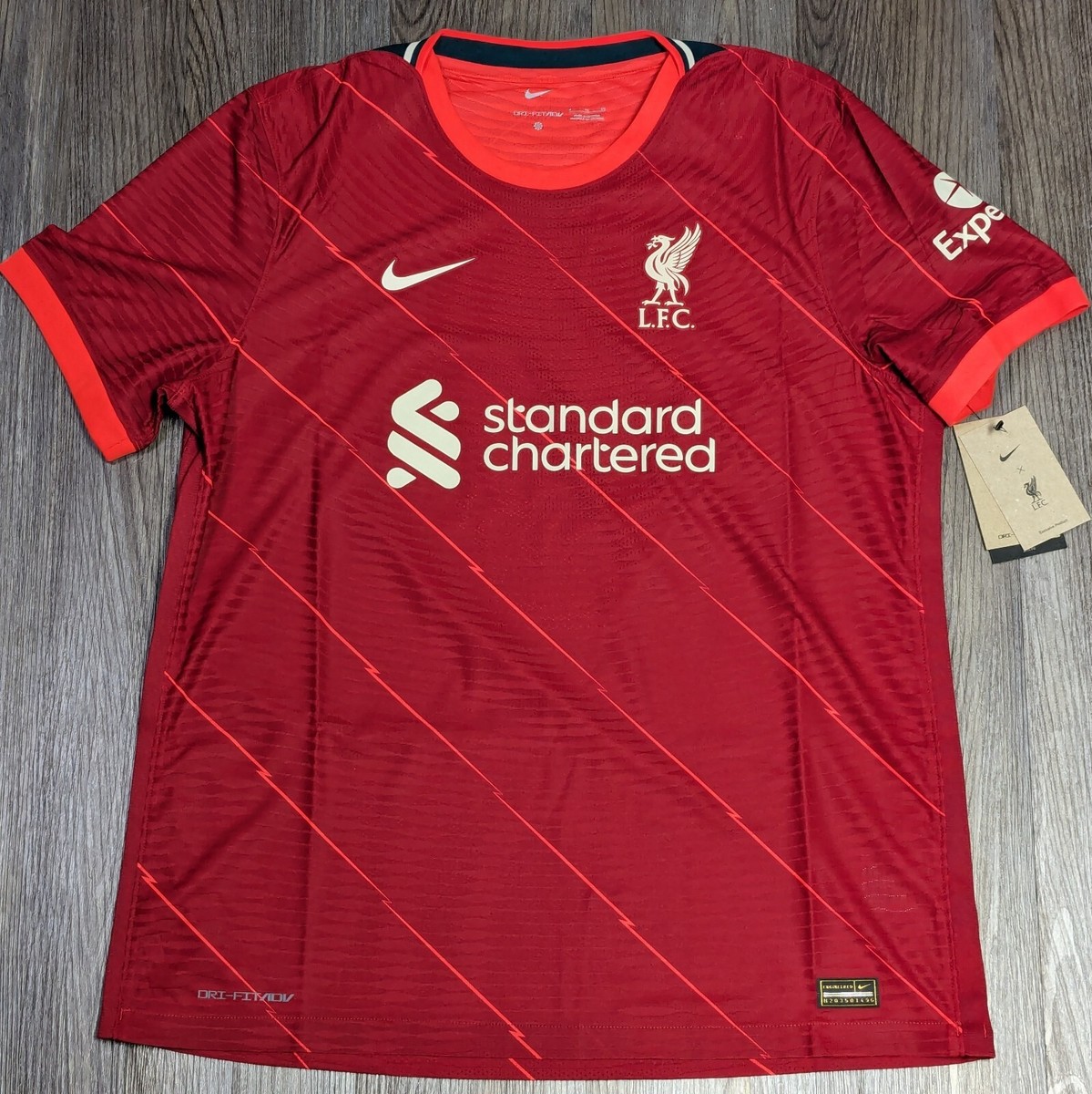 Liverpool 21/22 ユニフォーム 1c05a29c421dca37a361f30fa1b1d4