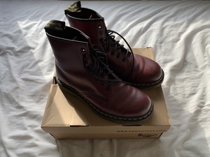 red boots size 9