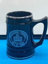 PRO FOOTBALL HALL OF FAME MUG CANTON OHIO 1971 CELEBRATING 200,000 VISITORS