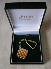18CT YELLOW GOLD  KEY RING HALLMARKED LONDON .750 BRAND NEW IN BOX