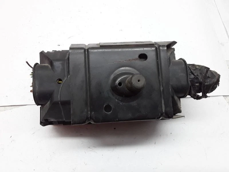 熔断器继电器盒发动机 00-03 福特 WINDSTAR A-34P — 第 3/4 张图片