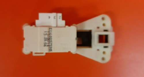 Waschmaschine HOTPOINT HTB721P UK Türschloss