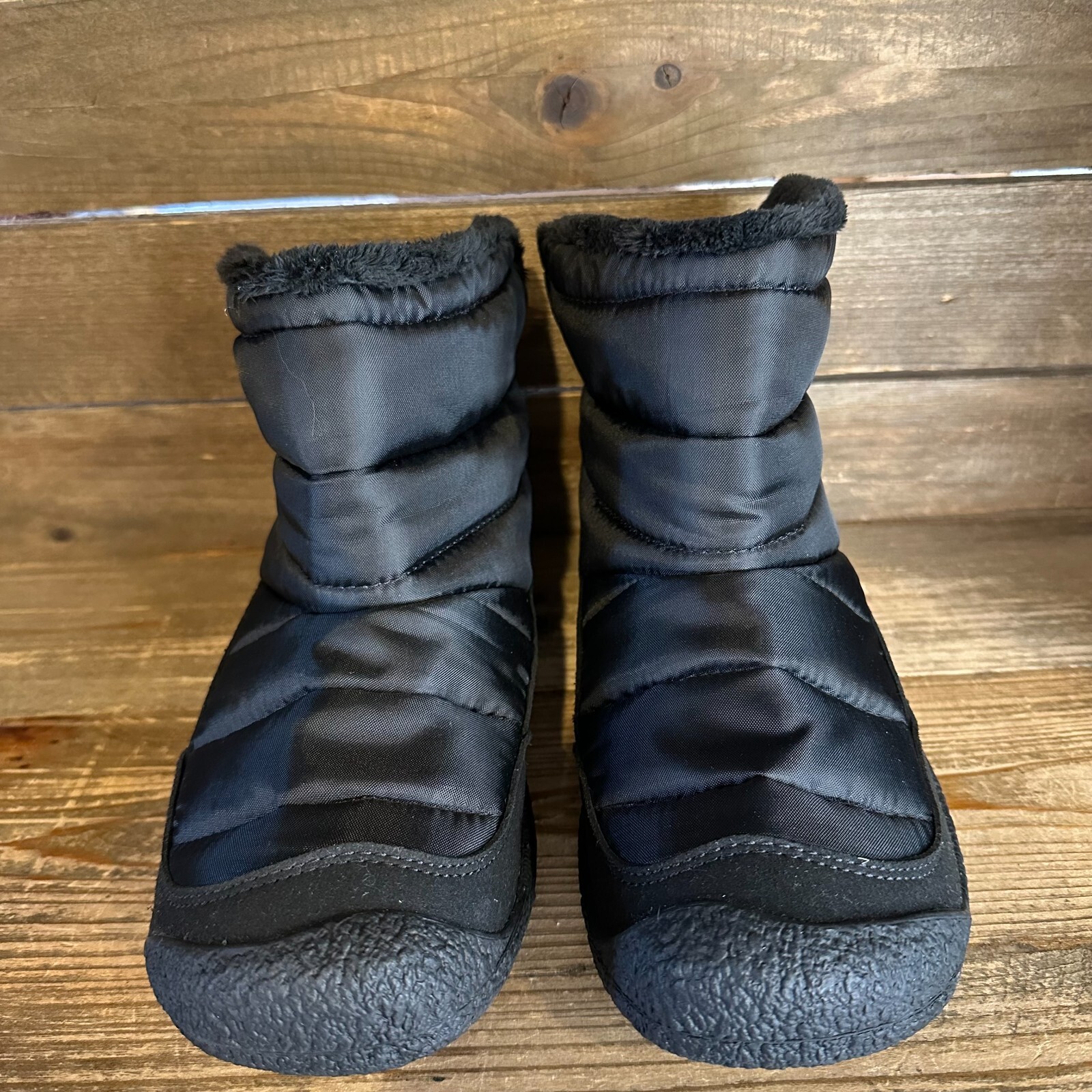 Stivaletti da neve invernali foderati neri pieghevoli Keen Howser nuovi da donna taglia 7 M