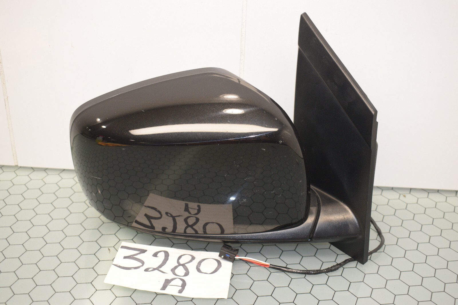08 09 10 11 12 13 14 15 16 Town & Country Passenger Mirror Used Power #3280-A 