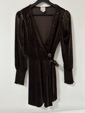 Francesca’s Blue Rain Velvet Wrap Small Solid Brown Long Sleeve Holiday Whimsy