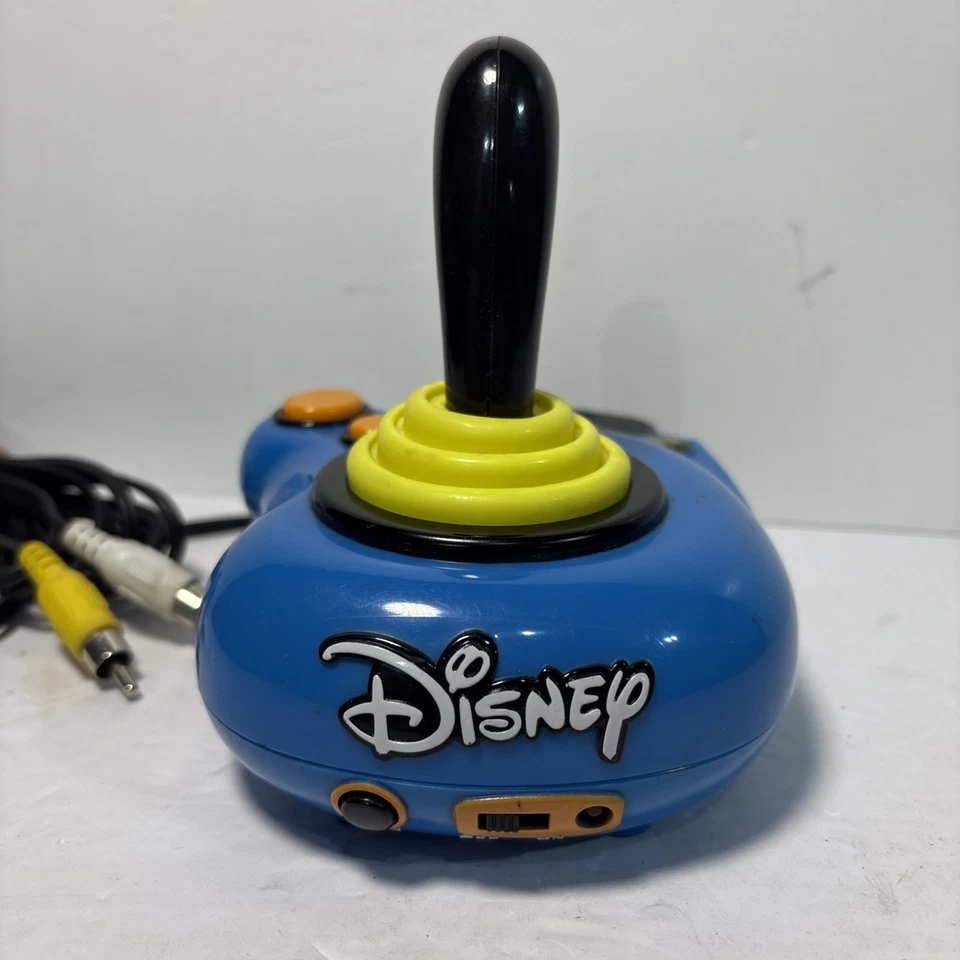 Jakks Pacific Disney Plug N' Play ТВ-игра 2005 Встроенные Игры и Игровая Карта Протестированы - Изображение 2 из 4