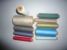 10 bobines de fil coton couleur filature mercerie usine déco support bois