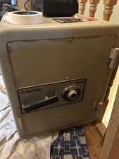Sentry 1330 Fire Proof Safe