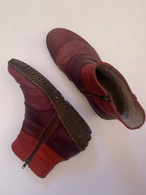 El Naturalista Ankle Boots Zip Wedge Reds Burgundy Patchwork Sz7/40 Excellent - Image 1 of 4