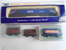 DAPOL N GAUGE GBRF CLASS 66 DIESEL LOCO + WAGONS