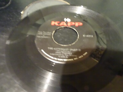 7''VINYL - JOSE JIMENEZ - THE ASTRONAUT PTS 1 & 2 - KAPP